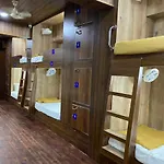 City Stay Ac Deluxe Hostel