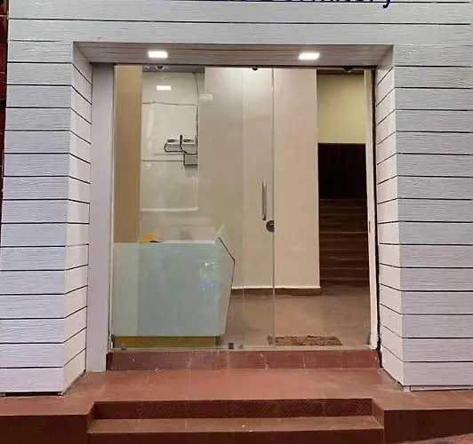 City Stay Ac Deluxe Hostel