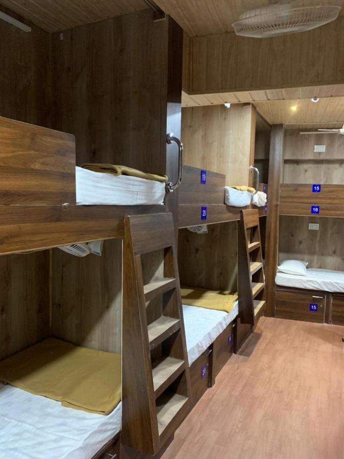 City Ac Deluxe Hostel *